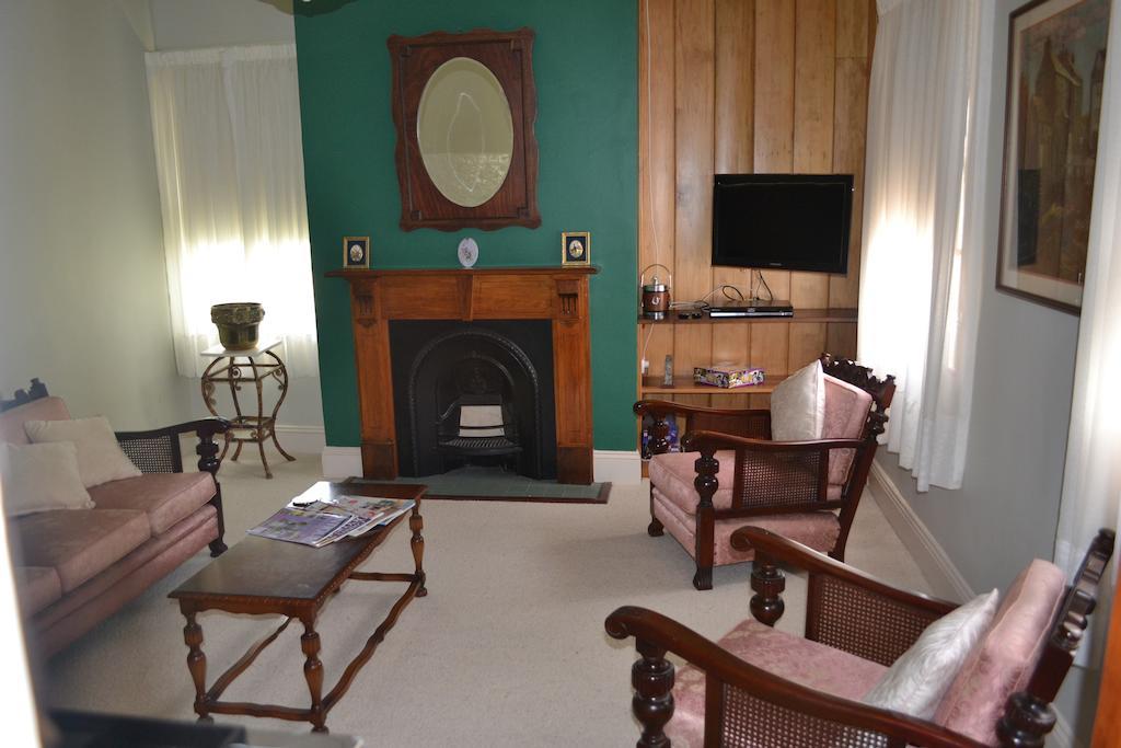 Stoke House Bed & Breakfast Carcoar Bagian luar foto