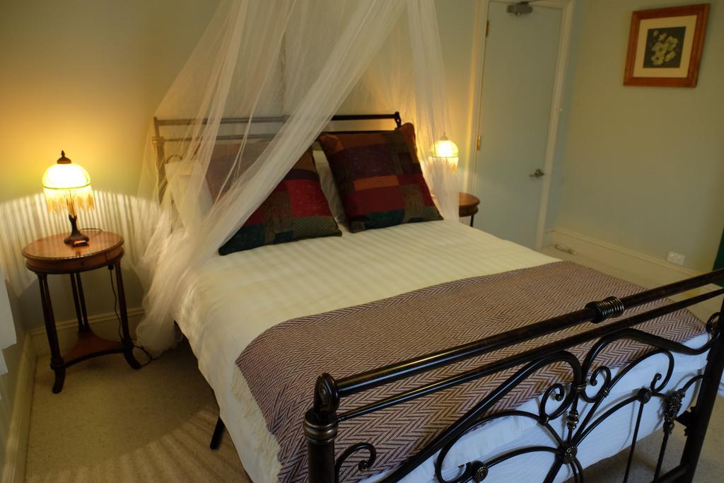 Stoke House Bed & Breakfast Carcoar Bagian luar foto